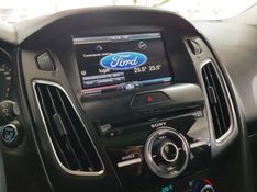 Ford FOCUS 2.0 TITANIUM PLUS 16V FLEX 4P POWERSHIFT 2016/2016 ADVANT AUTOMÓVEIS CAXIAS DO SUL / Carros no Vale