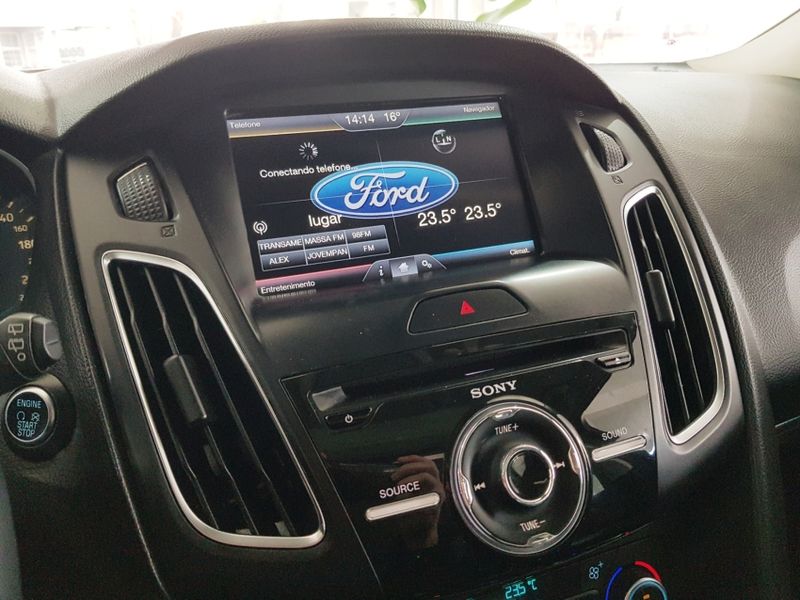 Ford FOCUS 2.0 TITANIUM PLUS 16V FLEX 4P POWERSHIFT 2016/2016 ADVANT AUTOMÓVEIS CAXIAS DO SUL / Carros no Vale Ford FOCUS 2.0 TITANIUM PLUS 16V FLEX 4P POWERSHIFT 2016/2016 ADVANT AUTOMÓVEIS CAXIAS DO SUL / Carros no Vale