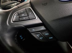 Ford FOCUS 2.0 TITANIUM PLUS FASTBACK 16V FLEX 4P POWERSHIFT 2016/2017 ADVANT AUTOMÓVEIS CAXIAS DO SUL / Carros no Vale