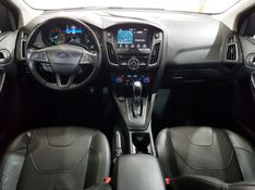 Ford FOCUS 2.0 TITANIUM PLUS FASTBACK 16V FLEX 4P POWERSHIFT 2016/2017 ADVANT AUTOMÓVEIS CAXIAS DO SUL / Carros no Vale