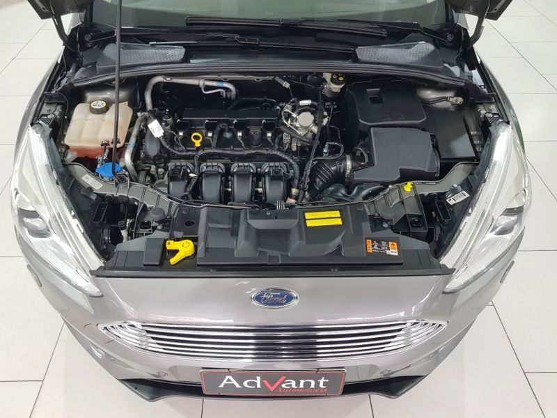 Ford FOCUS 2.0 TITANIUM PLUS FASTBACK 16V FLEX 4P POWERSHIFT 2016/2017 ADVANT AUTOMÓVEIS CAXIAS DO SUL / Carros no Vale Ford FOCUS 2.0 TITANIUM PLUS FASTBACK 16V FLEX 4P POWERSHIFT 2016/2017 ADVANT AUTOMÓVEIS CAXIAS DO SUL / Carros no Vale