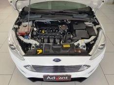 Ford FOCUS 2.0 TITANIUM PLUS FASTBACK 16V FLEX 4P POWERSHIFT 2015/2016 ADVANT AUTOMÓVEIS CAXIAS DO SUL / Carros no Vale