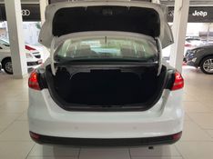Ford FOCUS 2.0 TITANIUM PLUS FASTBACK 16V FLEX 4P POWERSHIFT 2015/2016 ADVANT AUTOMÓVEIS CAXIAS DO SUL / Carros no Vale