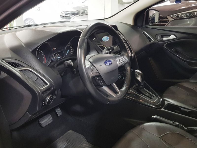 Ford FOCUS 2.0 TITANIUM PLUS FASTBACK 16V FLEX 4P POWERSHIFT 2016/2017 ADVANT AUTOMÓVEIS CAXIAS DO SUL / Carros no Vale Ford FOCUS 2.0 TITANIUM PLUS FASTBACK 16V FLEX 4P POWERSHIFT 2016/2017 ADVANT AUTOMÓVEIS CAXIAS DO SUL / Carros no Vale