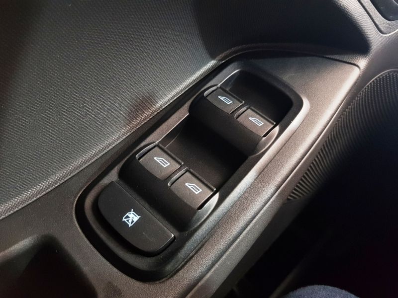 Ford KA 1.0 TI-VCT FLEX SE PLUS MANUAL 2018/2019 ADVANT AUTOMÓVEIS CAXIAS DO SUL / Carros no Vale Ford KA 1.0 TI-VCT FLEX SE PLUS MANUAL 2018/2019 ADVANT AUTOMÓVEIS CAXIAS DO SUL / Carros no Vale