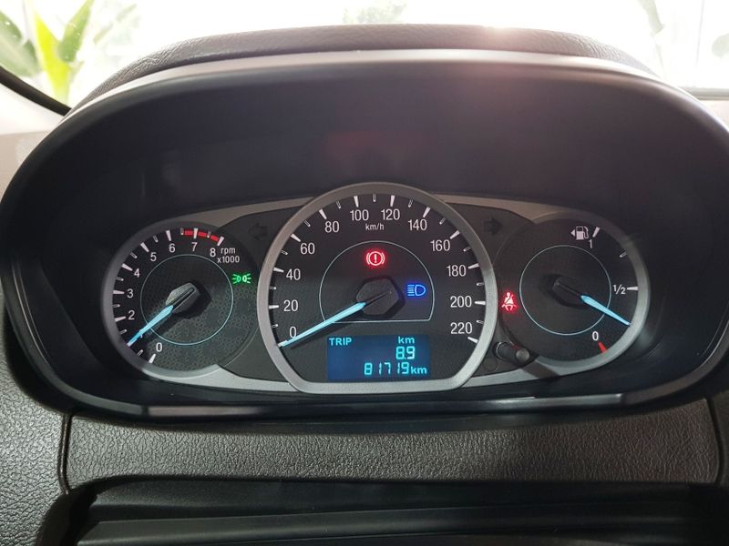 Ford KA 1.0 TI-VCT FLEX SE PLUS MANUAL 2020/2021 ADVANT AUTOMÓVEIS CAXIAS DO SUL / Carros no Vale Ford KA 1.0 TI-VCT FLEX SE PLUS MANUAL 2020/2021 ADVANT AUTOMÓVEIS CAXIAS DO SUL / Carros no Vale