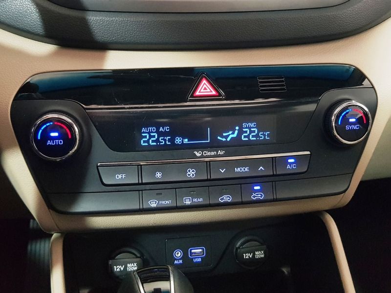 Hyundai TUCSON 1.6 16V T-GDI GASOLINA GLS ECOSHIFT 2016/2017 ADVANT AUTOMÓVEIS CAXIAS DO SUL / Carros no Vale
