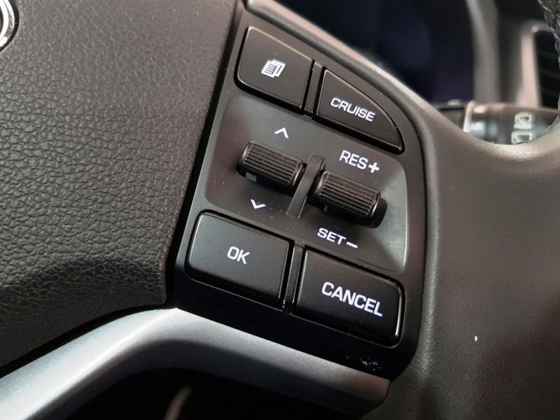 Hyundai TUCSON 1.6 16V T-GDI GASOLINA GLS ECOSHIFT 2017/2018 ADVANT AUTOMÓVEIS CAXIAS DO SUL / Carros no Vale Hyundai TUCSON 1.6 16V T-GDI GASOLINA GLS ECOSHIFT 2017/2018 ADVANT AUTOMÓVEIS CAXIAS DO SUL / Carros no Vale