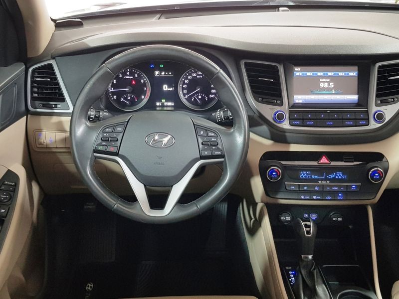 Hyundai TUCSON 1.6 16V T-GDI GASOLINA GLS ECOSHIFT 2016/2017 ADVANT AUTOMÓVEIS CAXIAS DO SUL / Carros no Vale