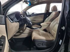 Hyundai TUCSON 1.6 16V T-GDI GASOLINA GLS ECOSHIFT 2016/2017 ADVANT AUTOMÓVEIS CAXIAS DO SUL / Carros no Vale