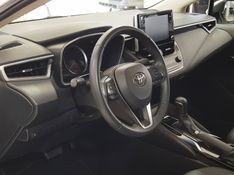 Toyota COROLLA 2.0 VVT-IE FLEX XEI DIRECT SHIFT 2021/2022 ADVANT AUTOMÓVEIS CAXIAS DO SUL / Carros no Vale