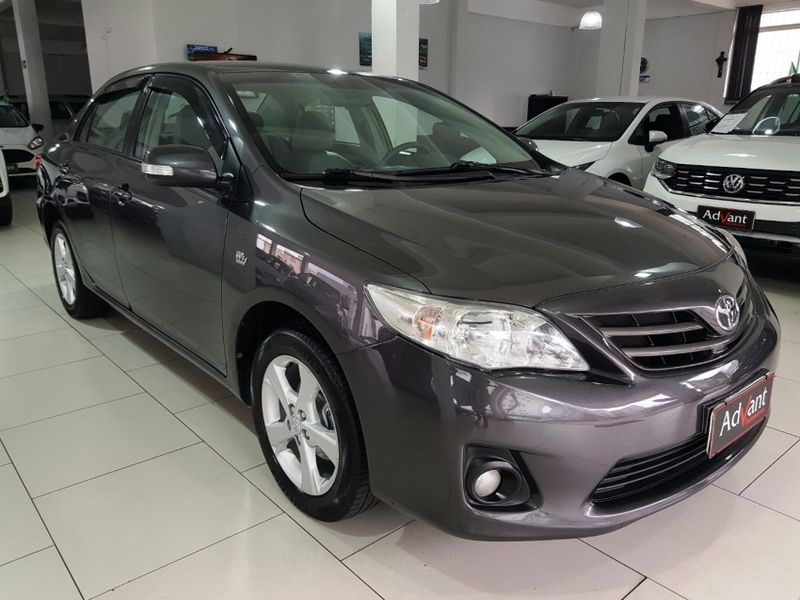 Toyota COROLLA 2.0 XEI 16V FLEX 4P AUTOMÁTICO 2013/2014 ADVANT AUTOMÓVEIS CAXIAS DO SUL / Carros no Vale