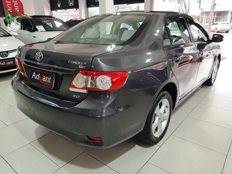 Toyota COROLLA 2.0 XEI 16V FLEX 4P AUTOMÁTICO 2013/2014 ADVANT AUTOMÓVEIS CAXIAS DO SUL / Carros no Vale