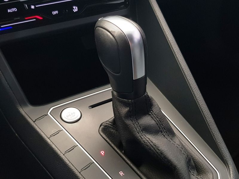 Volkswagen NIVUS 1.0 200 TSI TOTAL FLEX HIGHLINE AUTOMÁTICO 2022/2022 ADVANT AUTOMÓVEIS CAXIAS DO SUL / Carros no Vale