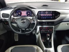 Volkswagen T-CROSS 1.4 250 TSI TOTAL FLEX HIGHLINE AUTOMÁTICO 2020/2020 ADVANT AUTOMÓVEIS CAXIAS DO SUL / Carros no Vale