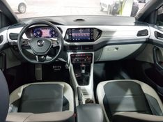 Volkswagen T-CROSS 1.4 250 TSI TOTAL FLEX HIGHLINE AUTOMÁTICO 2020/2020 ADVANT AUTOMÓVEIS CAXIAS DO SUL / Carros no Vale