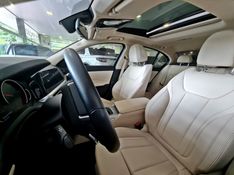 BMW 330i 2.0 16V TURBO GASOLINA SPORT AUTOMÁTICO 2019/2020 CARRO DEZ NOVO HAMBURGO / Carros no Vale