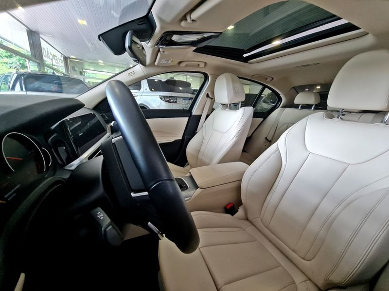 BMW 330i 2.0 16V TURBO GASOLINA SPORT AUTOMÁTICO 2019/2020 CARRO DEZ NOVO HAMBURGO / Carros no Vale BMW 330i 2.0 16V TURBO GASOLINA SPORT AUTOMÁTICO 2019/2020 CARRO DEZ NOVO HAMBURGO / Carros no Vale