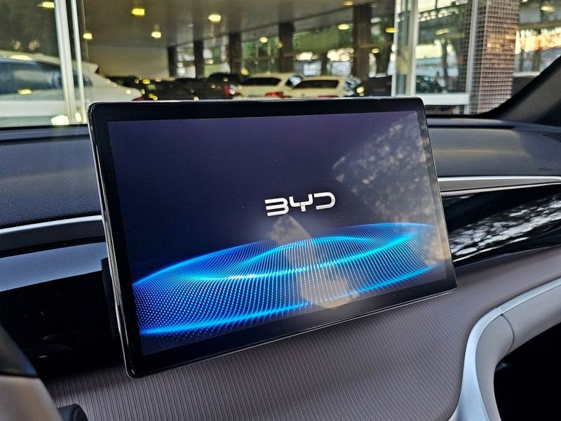 BYD SONG PRO 1.5 DM-I HÍBRIDO GS AUTOMÁTICO 2024/2025 CARRO DEZ NOVO HAMBURGO / Carros no Vale