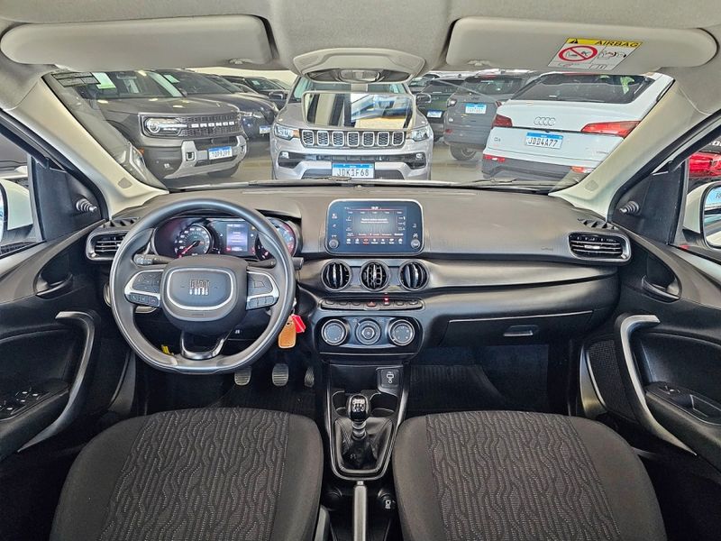 Fiat CRONOS 1.0 FIREFLY FLEX DRIVE MANUAL 2023/2024 CARRO DEZ NOVO HAMBURGO / Carros no Vale