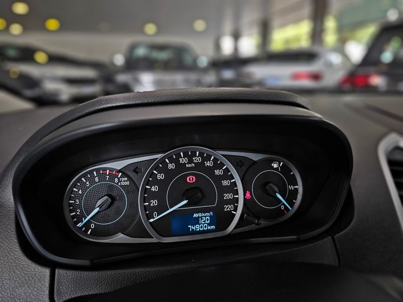 Ford KA 1.5 TI-VCT FLEX SE SEDAN MANUAL 2020/2021 CARRO DEZ NOVO HAMBURGO / Carros no Vale