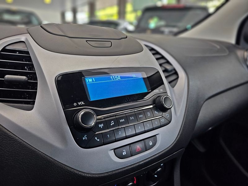 Ford KA 1.5 TI-VCT FLEX SE SEDAN MANUAL 2020/2021 CARRO DEZ NOVO HAMBURGO / Carros no Vale