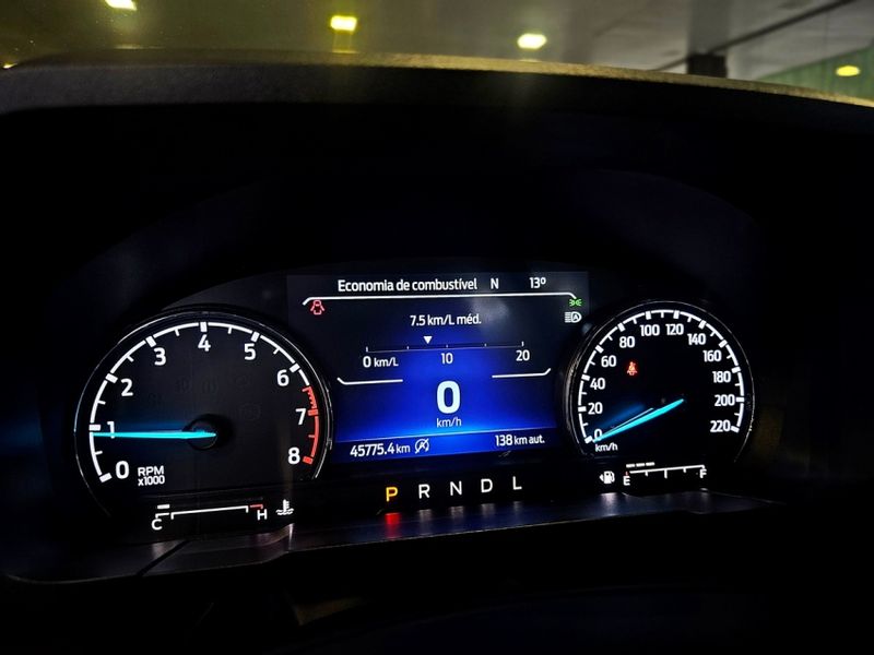 Ford MAVERICK 2.0 ECOBOOST GASOLINA LARIAT FX4 AUTOMÁTICO 2023/2023 CARRO DEZ NOVO HAMBURGO / Carros no Vale