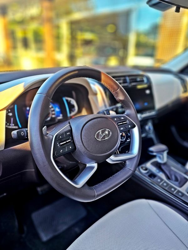 Hyundai CRETA 2.0 FLEX ULTIMATE AUTOMÁTICO 2022/2023 CARRO DEZ NOVO HAMBURGO / Carros no Vale Hyundai CRETA 2.0 FLEX ULTIMATE AUTOMÁTICO 2022/2023 CARRO DEZ NOVO HAMBURGO / Carros no Vale