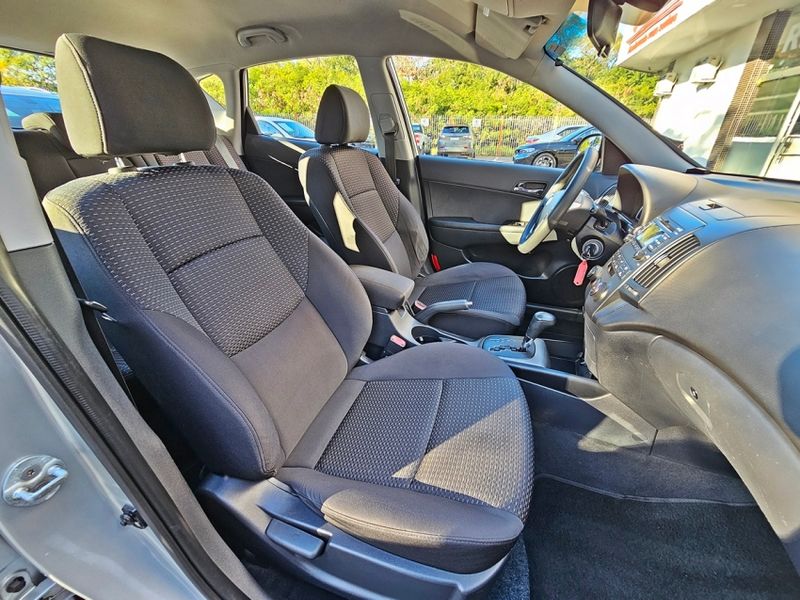 Hyundai I30 2.0 MPI 16V GASOLINA 4P AUTOMÁTICO 2009/2010 CARRO DEZ NOVO HAMBURGO / Carros no Vale Hyundai I30 2.0 MPI 16V GASOLINA 4P AUTOMÁTICO 2009/2010 CARRO DEZ NOVO HAMBURGO / Carros no Vale