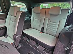 JEEP COMMANDER 1.3 T270 TURBO FLEX OVERLAND AT6 2023/2023 CARRO DEZ NOVO HAMBURGO / Carros no Vale