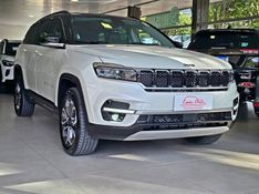 JEEP COMMANDER 2.0 TD380 TURBO DIESEL LIMITED AT9 2023/2023 CARRO DEZ NOVO HAMBURGO / Carros no Vale