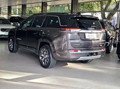JEEP COMMANDER 2.0 TD380 TURBO DIESEL OVERLAND AT9 2022/2022 CARRO DEZ NOVO HAMBURGO / Carros no Vale