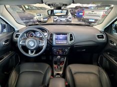 JEEP COMPASS 2.0 16V FLEX LONGITUDE AUTOMÁTICO 2018/2018 CARRO DEZ NOVO HAMBURGO / Carros no Vale
