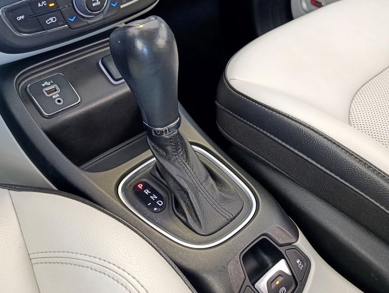 JEEP COMPASS 2.0 16V FLEX LONGITUDE AUTOMÁTICO 2021/2021 CARRO DEZ NOVO HAMBURGO / Carros no Vale JEEP COMPASS 2.0 16V FLEX LONGITUDE AUTOMÁTICO 2021/2021 CARRO DEZ NOVO HAMBURGO / Carros no Vale