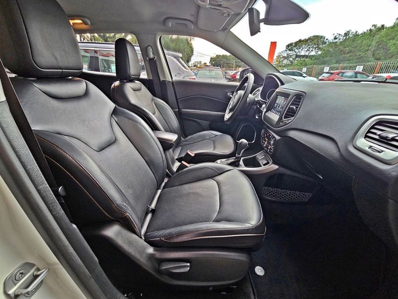 JEEP COMPASS 2.0 16V FLEX SPORT AUTOMÁTICO 2019/2020 CARRO DEZ NOVO HAMBURGO / Carros no Vale