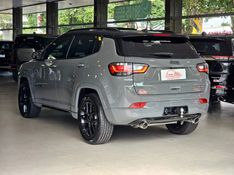 JEEP COMPASS 2.0 HURRICANE 4 TURBO GASOLINA BLACKHAWK AT9 2025/2025 CARRO DEZ NOVO HAMBURGO / Carros no Vale