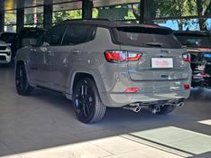 JEEP COMPASS 2.0 HURRICANE 4 TURBO GASOLINA BLACKHAWK AT9 2024/2025 CARRO DEZ NOVO HAMBURGO / Carros no Vale