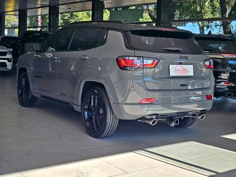 JEEP COMPASS 2.0 HURRICANE 4 TURBO GASOLINA BLACKHAWK AT9 2024/2025 CARRO DEZ NOVO HAMBURGO / Carros no Vale JEEP COMPASS 2.0 HURRICANE 4 TURBO GASOLINA BLACKHAWK AT9 2024/2025 CARRO DEZ NOVO HAMBURGO / Carros no Vale