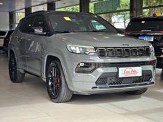 JEEP COMPASS 2.0 HURRICANE 4 TURBO GASOLINA BLACKHAWK AT9 2025/2025 CARRO DEZ NOVO HAMBURGO / Carros no Vale