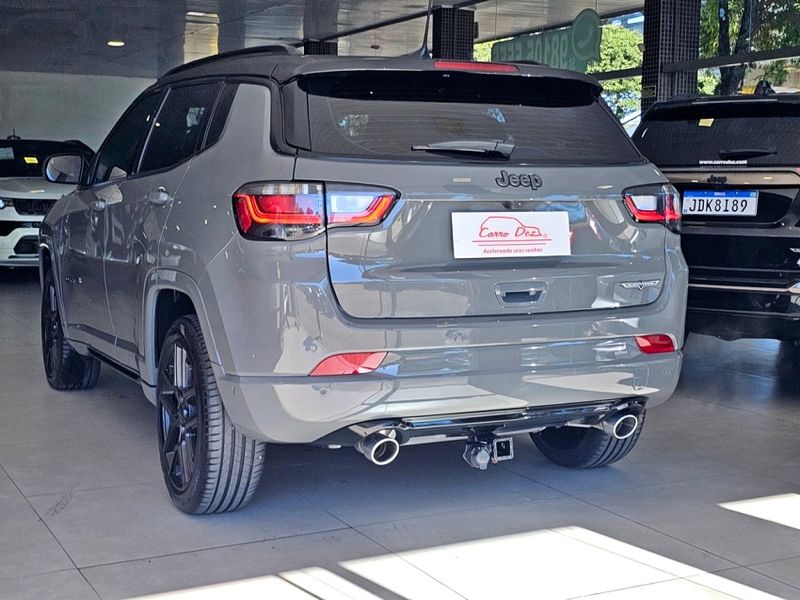 JEEP COMPASS 2.0 HURRICANE 4 TURBO GASOLINA BLACKHAWK AT9 2024/2025 CARRO DEZ NOVO HAMBURGO / Carros no Vale JEEP COMPASS 2.0 HURRICANE 4 TURBO GASOLINA BLACKHAWK AT9 2024/2025 CARRO DEZ NOVO HAMBURGO / Carros no Vale