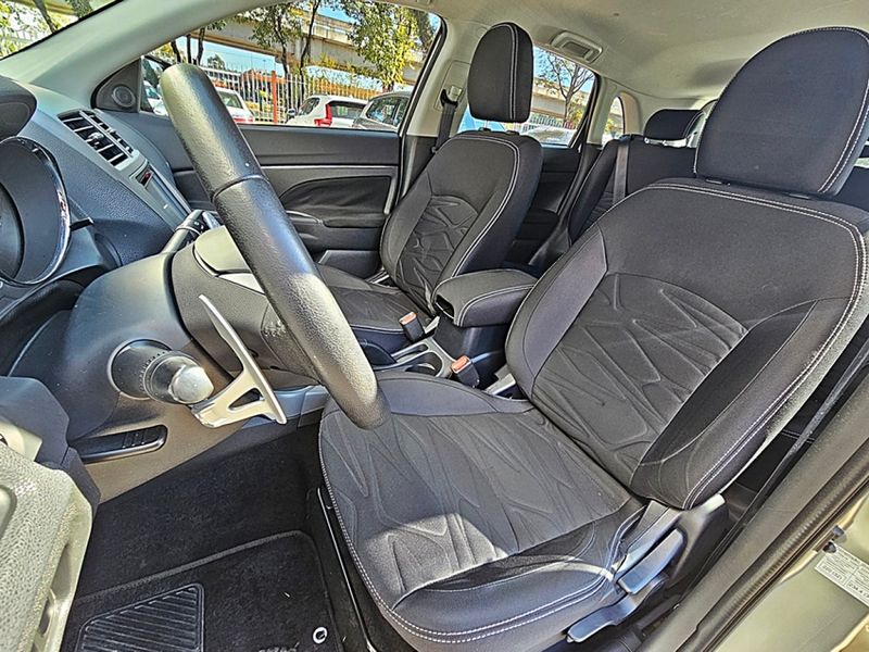 Mitsubishi ASX 2.0 OUTDOOR 16V GASOLINA 4P AUTOMÁTICO 2016/2016 CARRO DEZ NOVO HAMBURGO / Carros no Vale Mitsubishi ASX 2.0 OUTDOOR 16V GASOLINA 4P AUTOMÁTICO 2016/2016 CARRO DEZ NOVO HAMBURGO / Carros no Vale