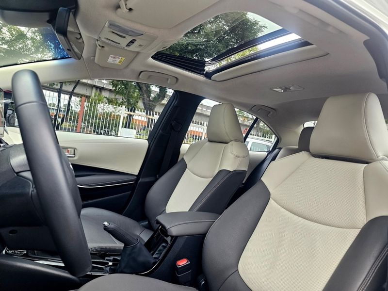 Toyota COROLLA 1.8 VVT-I HYBRID FLEX ALTIS PREMIUM CVT 2024/2024 CARRO DEZ NOVO HAMBURGO / Carros no Vale Toyota COROLLA 1.8 VVT-I HYBRID FLEX ALTIS PREMIUM CVT 2024/2024 CARRO DEZ NOVO HAMBURGO / Carros no Vale