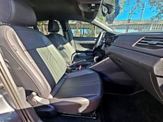 Volkswagen NIVUS 1.0 200 TSI TOTAL FLEX HIGHLINE AUTOMÁTICO 2025/2026 CARRO DEZ NOVO HAMBURGO / Carros no Vale