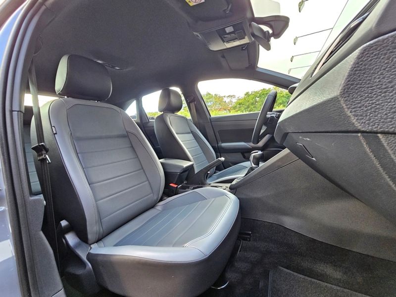 Volkswagen NIVUS 1.0 200 TSI TOTAL FLEX HIGHLINE AUTOMÁTICO 2023/2024 CARRO DEZ NOVO HAMBURGO / Carros no Vale Volkswagen NIVUS 1.0 200 TSI TOTAL FLEX HIGHLINE AUTOMÁTICO 2023/2024 CARRO DEZ NOVO HAMBURGO / Carros no Vale