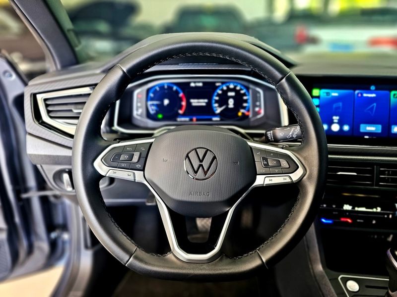 Volkswagen NIVUS 1.0 200 TSI TOTAL FLEX HIGHLINE AUTOMÁTICO 2025/2026 CARRO DEZ NOVO HAMBURGO / Carros no Vale