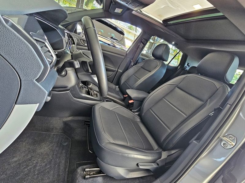 Volkswagen T-CROSS 1.4 250 TSI TOTAL FLEX HIGHLINE AUTOMÁTICO 2023/2024 CARRO DEZ NOVO HAMBURGO / Carros no Vale