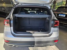 Volkswagen T-CROSS 1.4 250 TSI TOTAL FLEX HIGHLINE AUTOMÁTICO 2023/2024 CARRO DEZ NOVO HAMBURGO / Carros no Vale