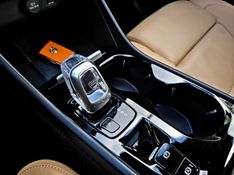 Volvo XC40 1.5 T5 RECHARGE INSCRIPTION GEARTRONIC 2021/2021 CARRO DEZ NOVO HAMBURGO / Carros no Vale