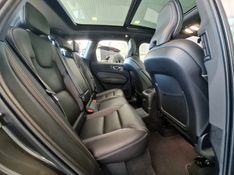 Volvo XC60 2.0 T8 RECHARGE R-DESIGN AWD GEARTRONIC 2022/2022 CARRO DEZ NOVO HAMBURGO / Carros no Vale