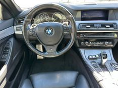 BMW 550i 4.4 SEDAN V8 32V GASOLINA 4P AUTOMÁTICO 2011/2011 CARRO AUTOMARCAS CAXIAS DO SUL / Carros no Vale